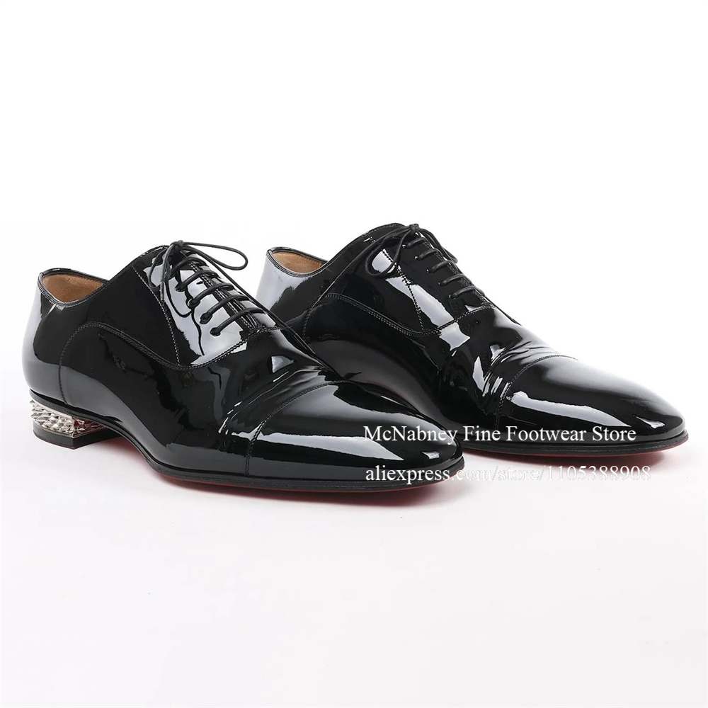 Leather Work Hat - Zapatos Oxford de charol negros con